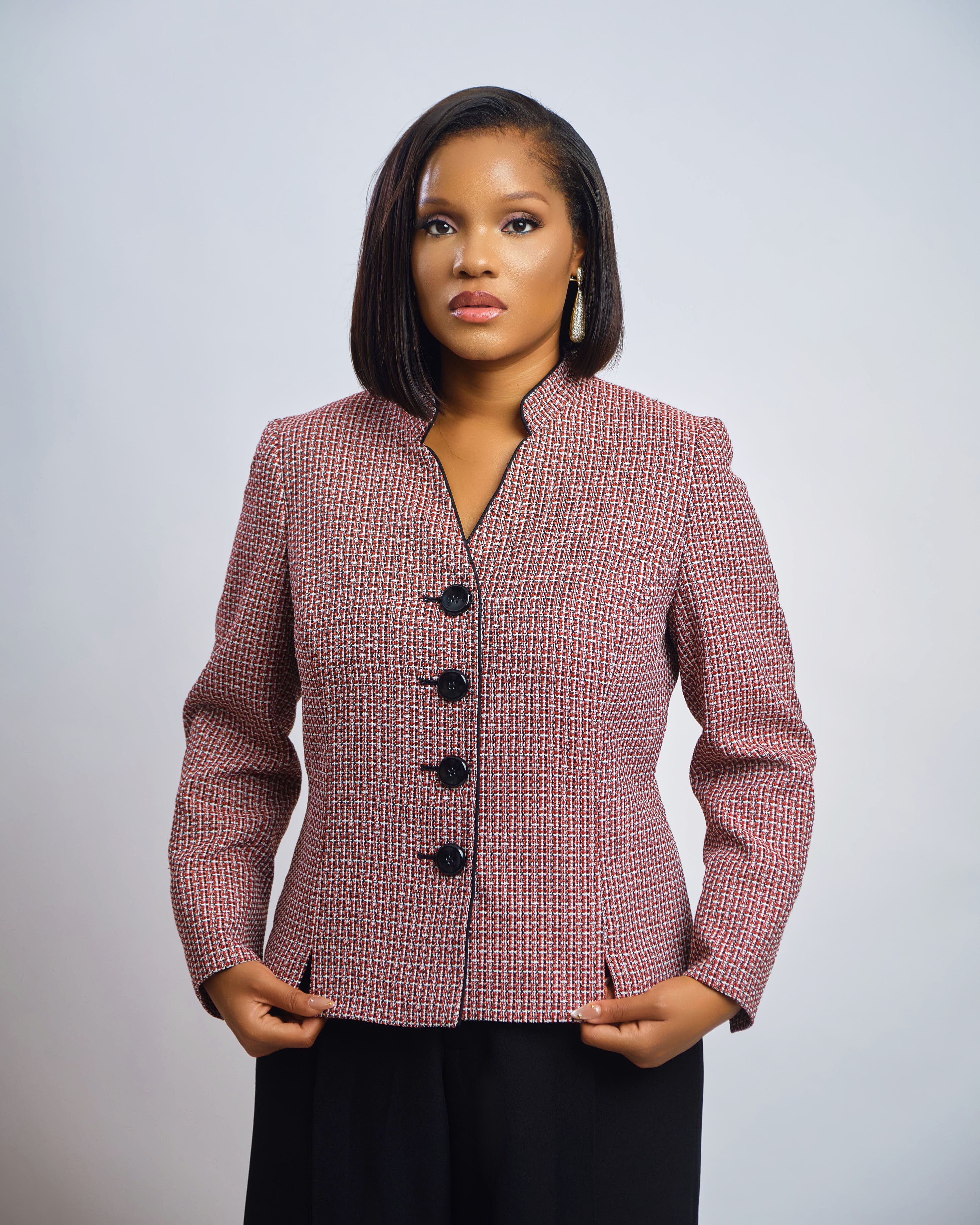 Nora Executive set