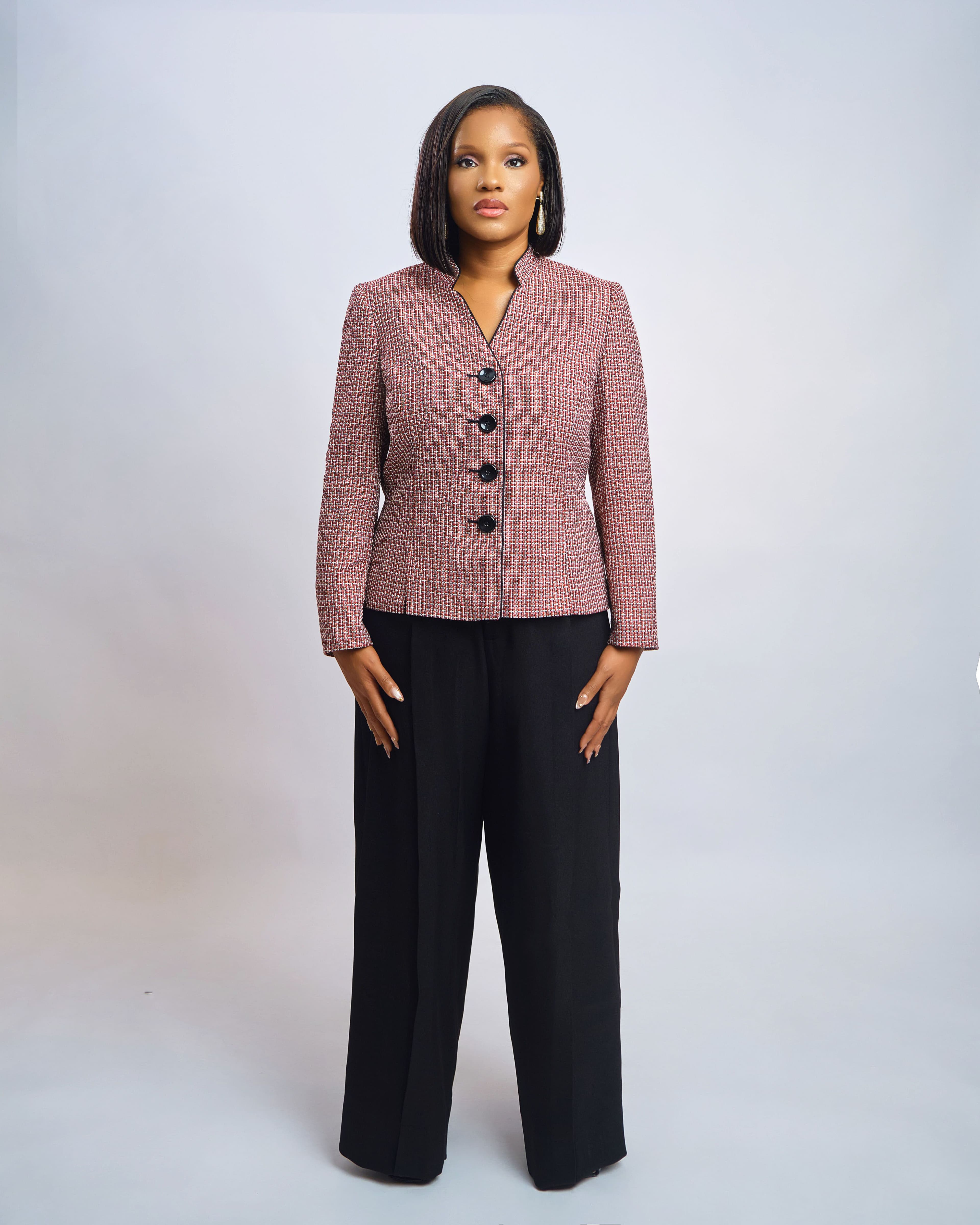 The Nora Executive Set Alternate View